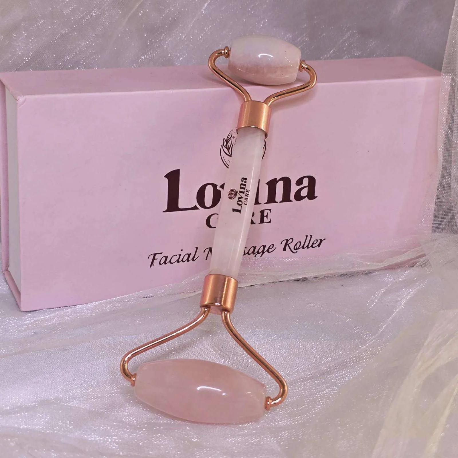 أداة المساج الدوارة للوجه (فيس رولر) لشد ونضارة البشرة من لوفينا كير (Lovina Care Facial Massage Roller)