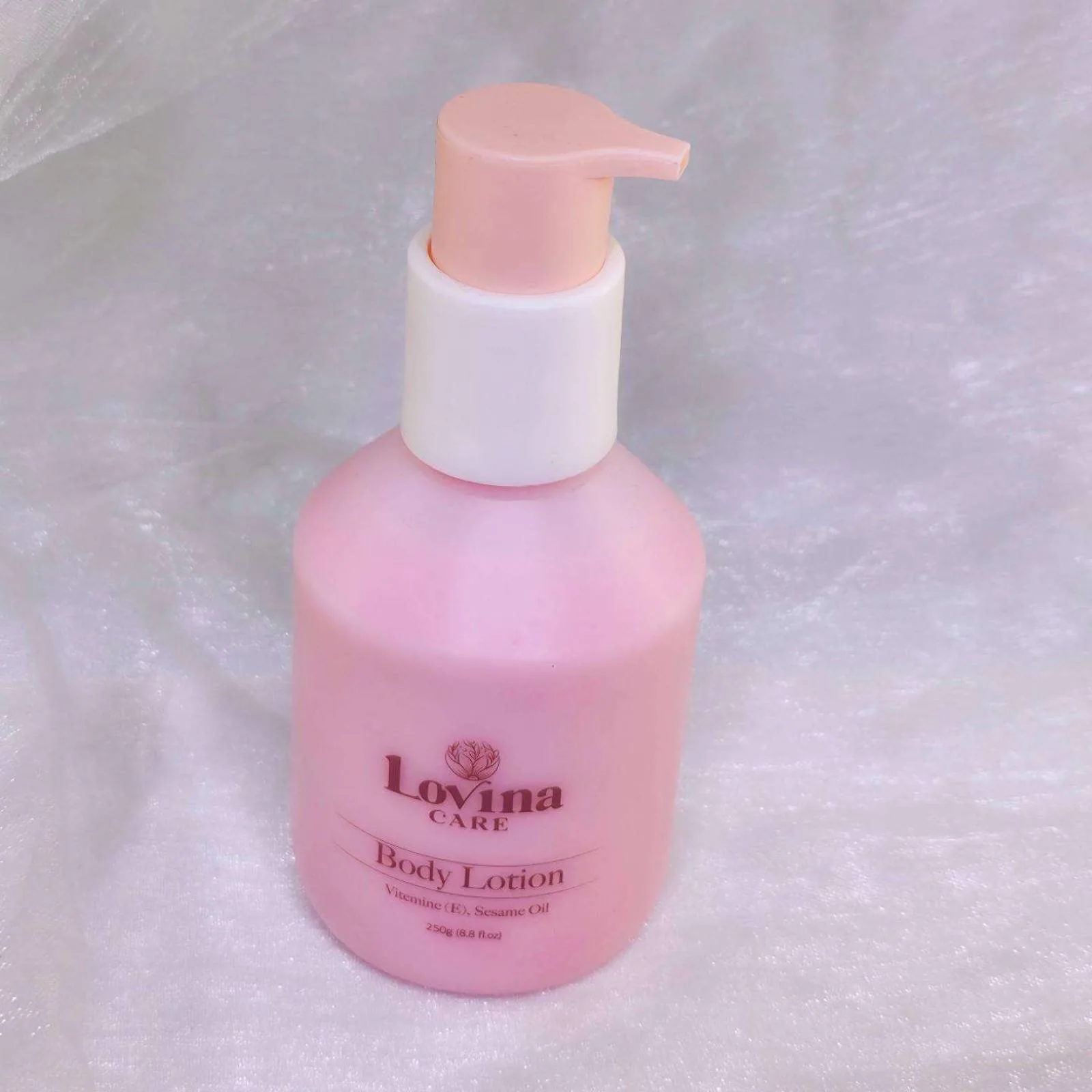 لوشن الجسم للترطيب اليومي بفيتامين E وزيت السمسم من لوفينا كير (Lovina Care Body Lotion with Vitamin E & Sesame Oil)