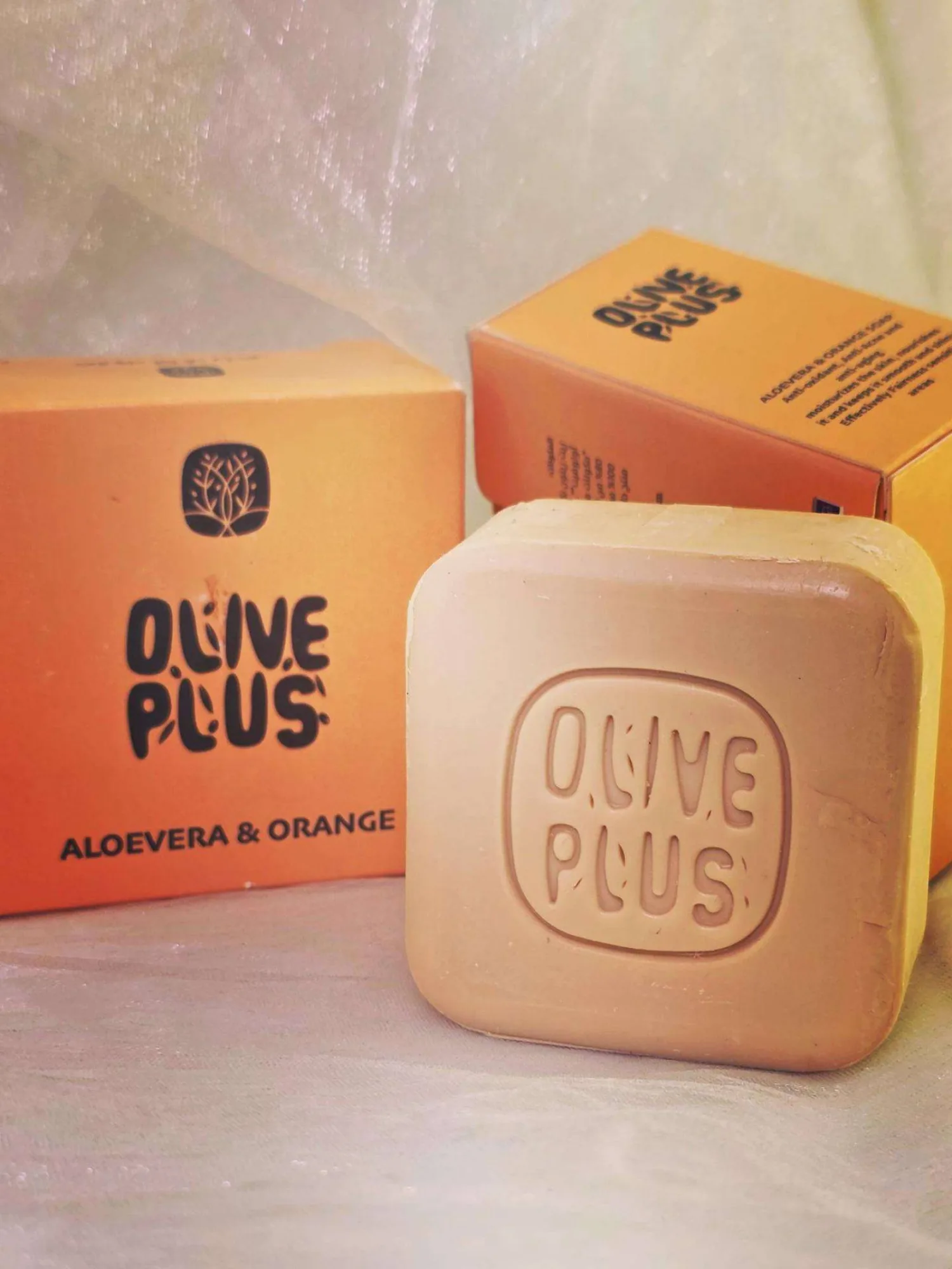 صابون الألوفيرا والبرتقال العضوي لتفتيح المناطق الحساسة وعلاج الحبوب من أوليف بلس (Olive Plus Aloevera & Orange Soap)