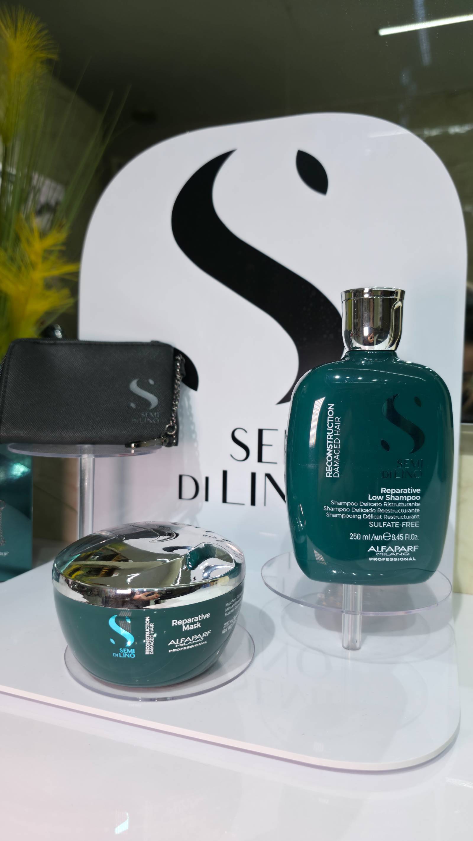 باكج ترميم وإعادة حياة للشعر التالف hover