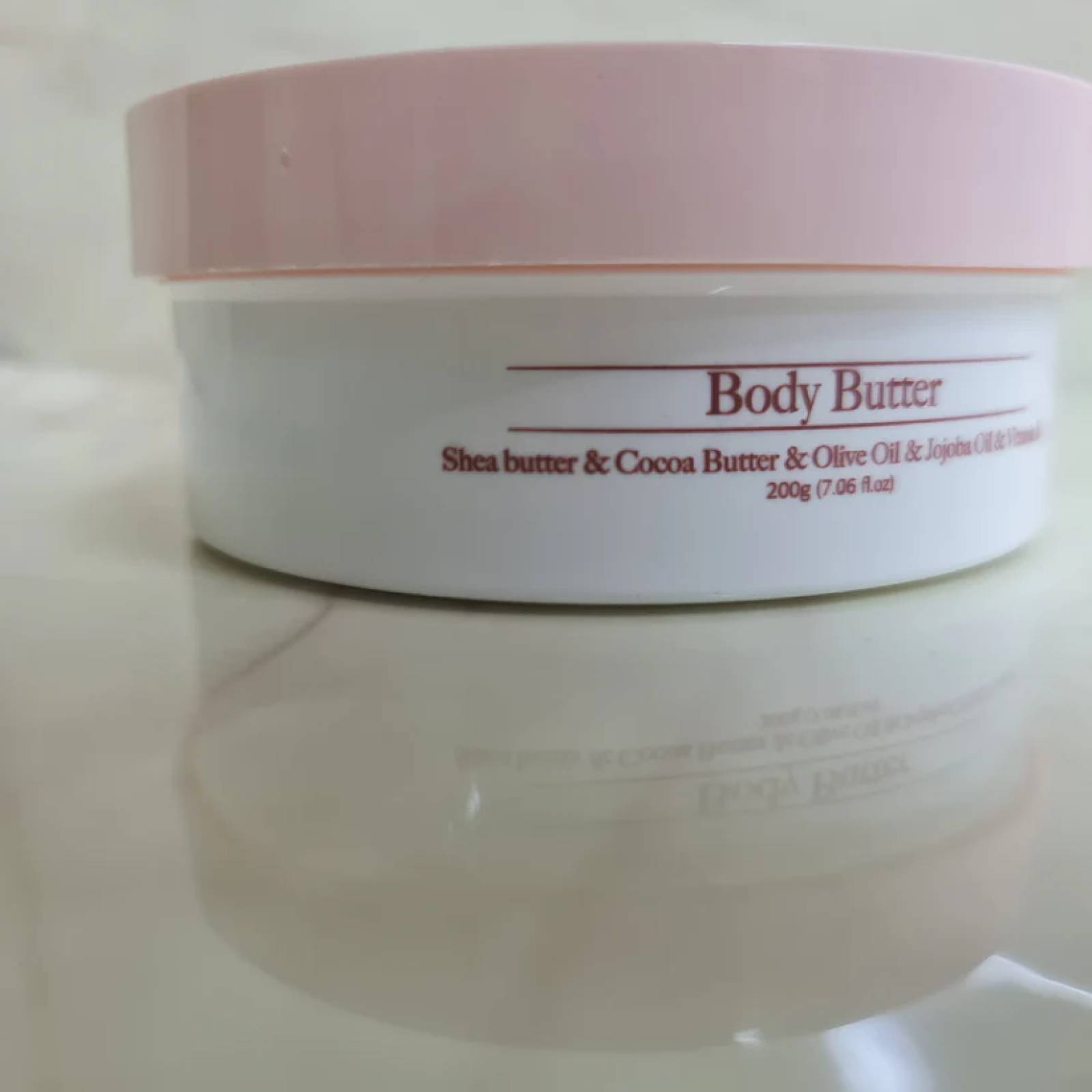 زبدة الجسم المنعشة برائحة المانجا hover