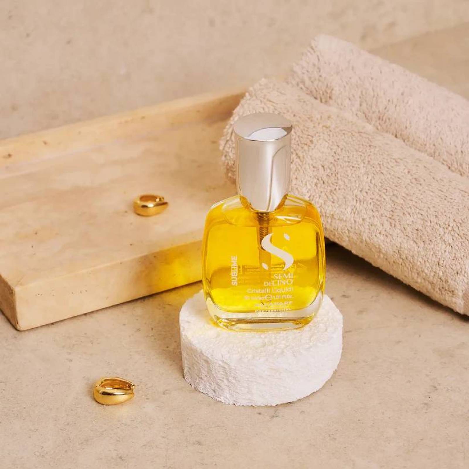 زيت كريستال لتنعيم ولمعان الشعر الفوري